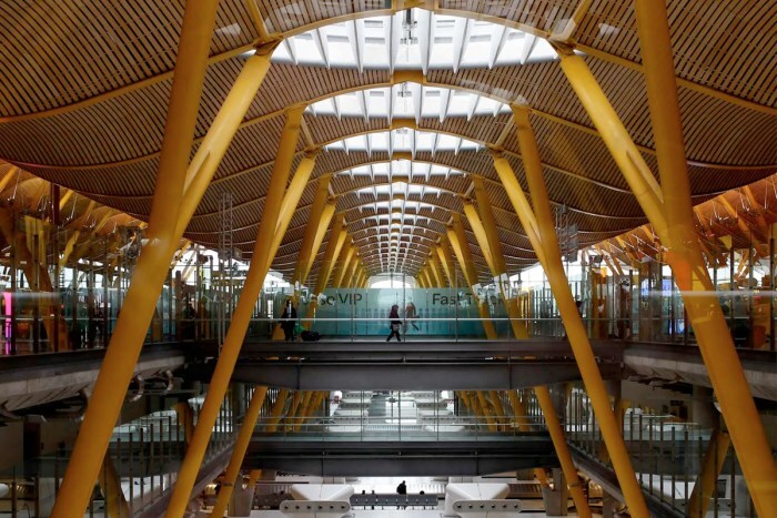 Madrid-Barajas Airport designed by Estudio Lamela